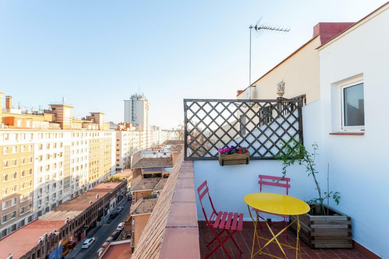 Atico Resitur Triana Apartment Sevilla Bagian luar foto