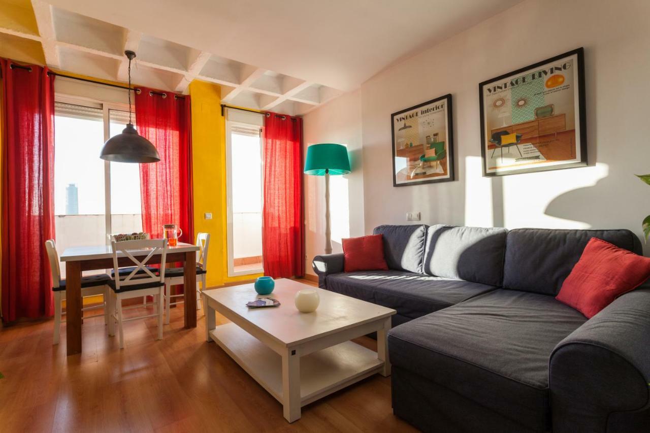 Atico Resitur Triana Apartment Sevilla Bagian luar foto