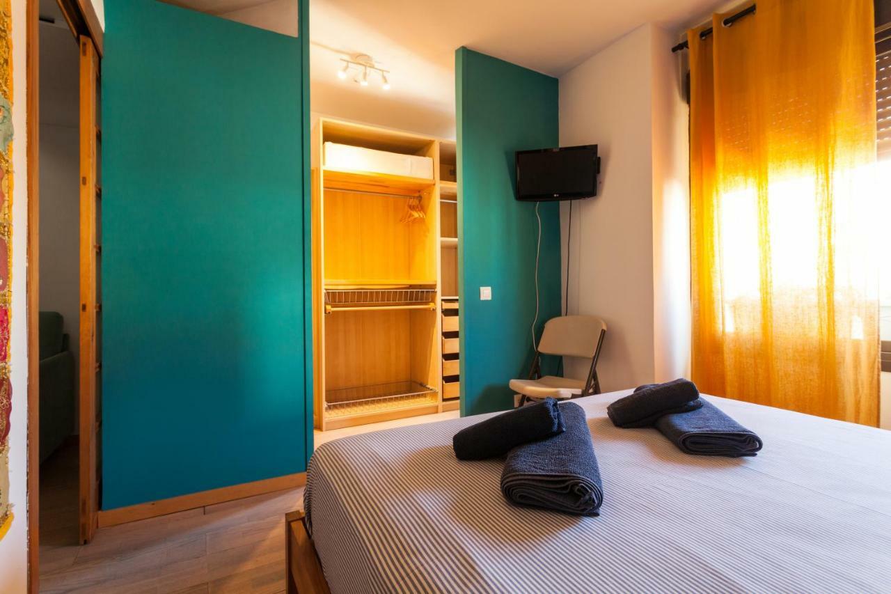 Atico Resitur Triana Apartment Sevilla Bagian luar foto