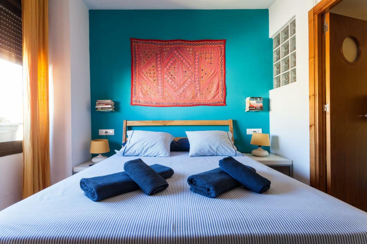 Atico Resitur Triana Apartment Sevilla Bagian luar foto