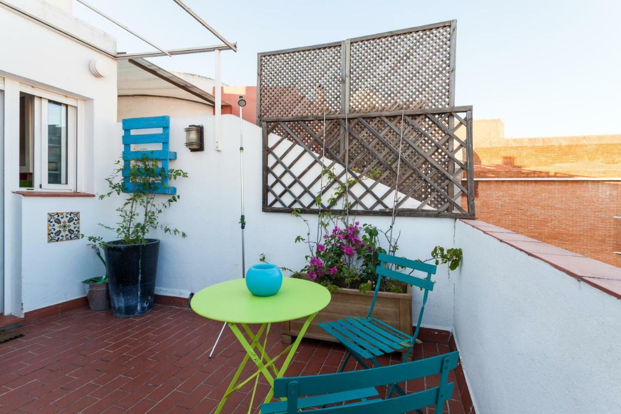 Atico Resitur Triana Apartment Sevilla Bagian luar foto