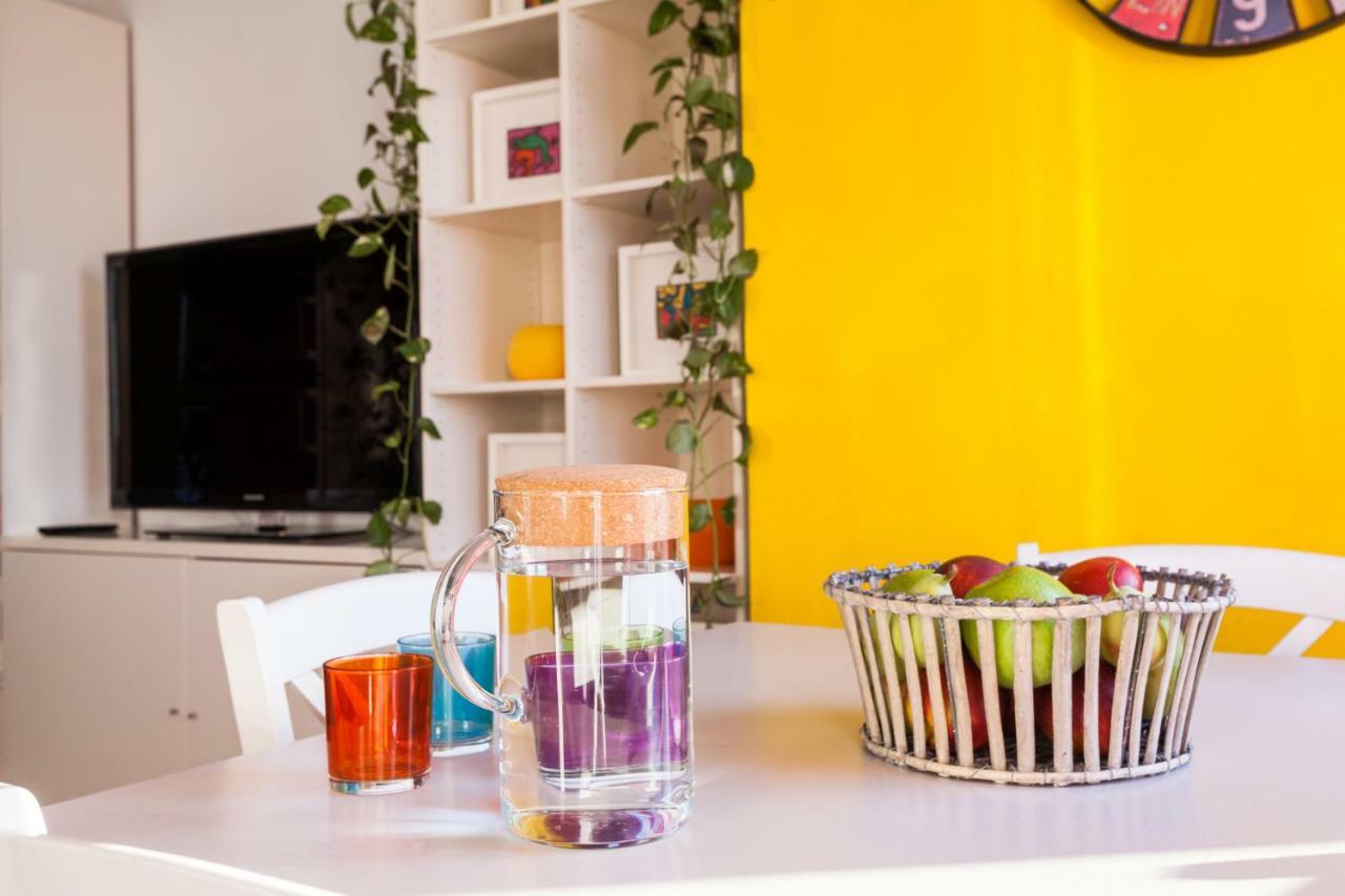 Atico Resitur Triana Apartment Sevilla Bagian luar foto